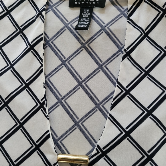 Jones New York dressy tank, Size M - Picture 3 of 5